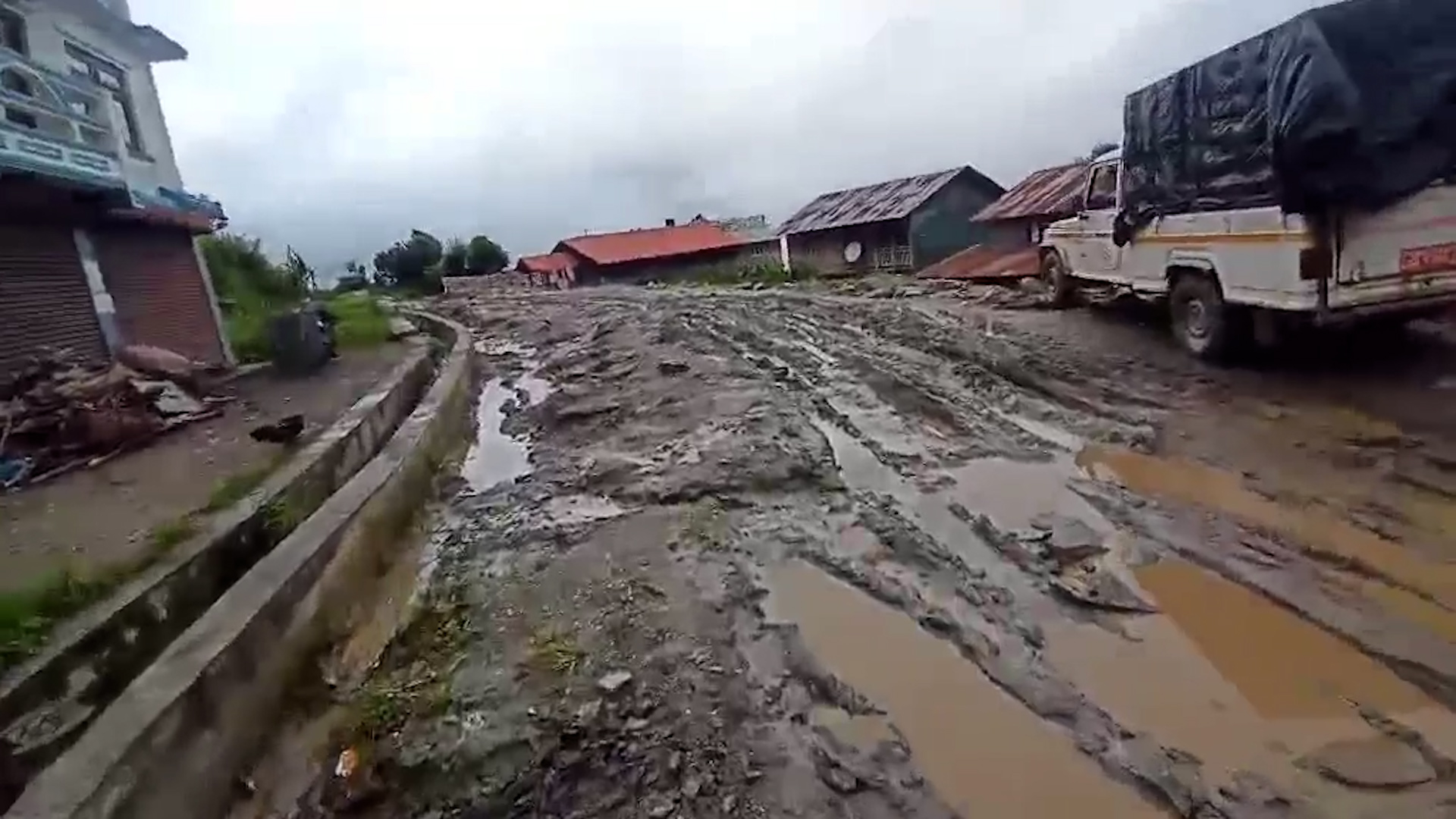 सडक योजना भद्रगोल, गाउँपालिको १२ पटक ध्यानाकर्षण गराउँदा पनि भएन सुनुवाइ